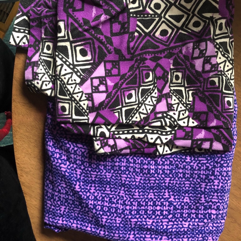 Bundle of 2 purple TC leggings from Lularoe.